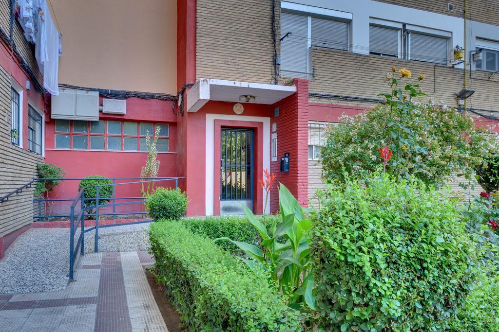 Apartamentos San Lazaro Zaragoza Eksteriør bilde